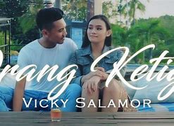 Chord Gitar Vicky Salamor - Orang Ketiga